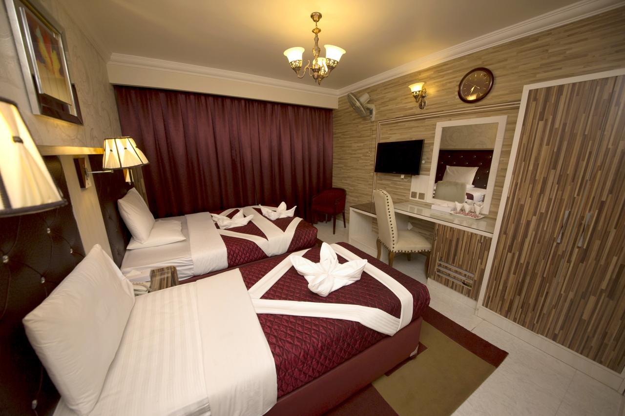 Sutchi Hotel Dubai Room photo